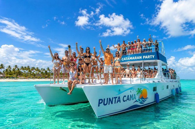 Private Catamaran Party with Snorkeling and Unlimited Drink
