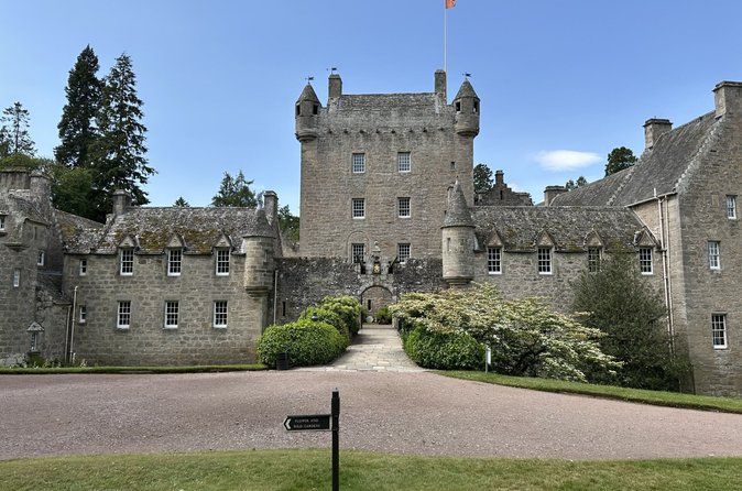 Loch Ness, Cawdor Castle, Outlander Sites & More from Inverness