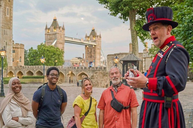 Tower of London: VIP After Hours Access & Ceremony of the Keys