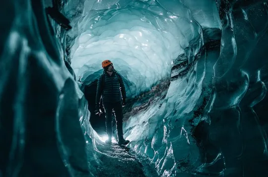 3 Hours Katla Ice Cave Tour/Meet in Vík