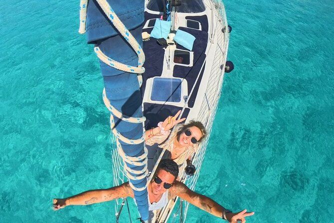 Sailing boat rental (Porto Cristo)