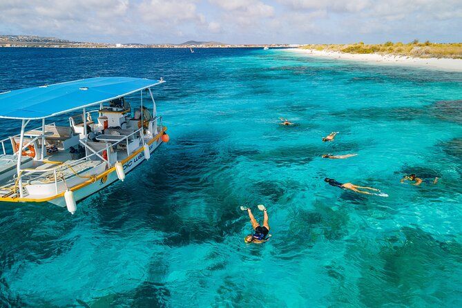 Watertaxi to Klein Bonaire on the No Name Beach