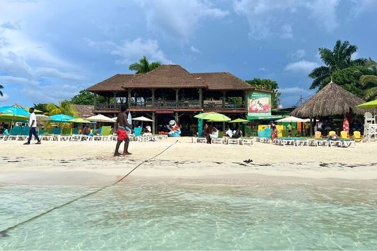 Rick's Cafe and Seven Mile Beach Private Transportation