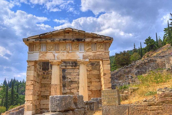 3Days Private tour Delphi,Arahova Hosios Loukas, Meteora,Thermopylae from Athens