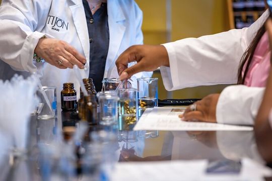 Miami Perfume Making Experience - Fragrance Workshop 90 Minutes