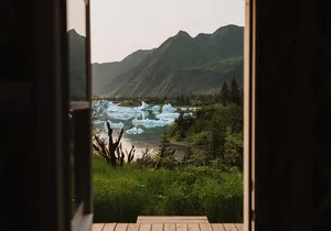 Glamping Remote Overnight Iceberg View Stay