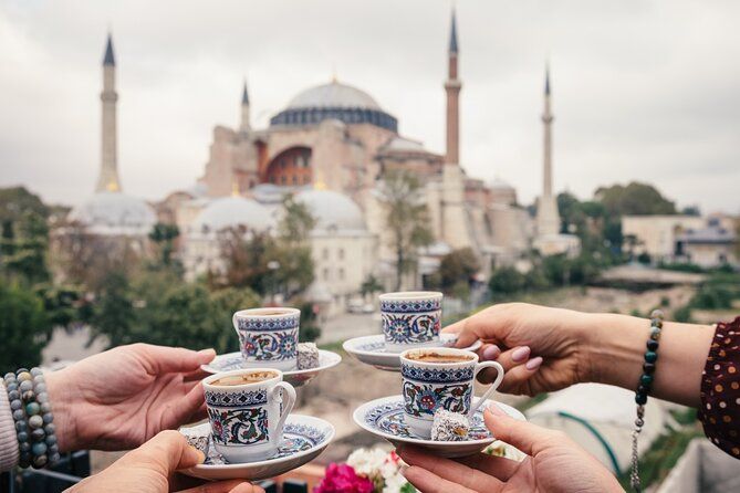 Bites And Bazaars Tour in Rüstem Paşa