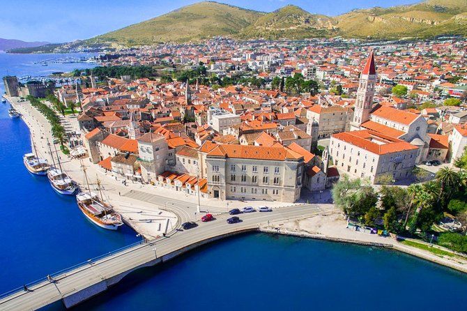 Private Full-Day Tour to Kaštilac, Trogir, Blue Lagoon & Šolta