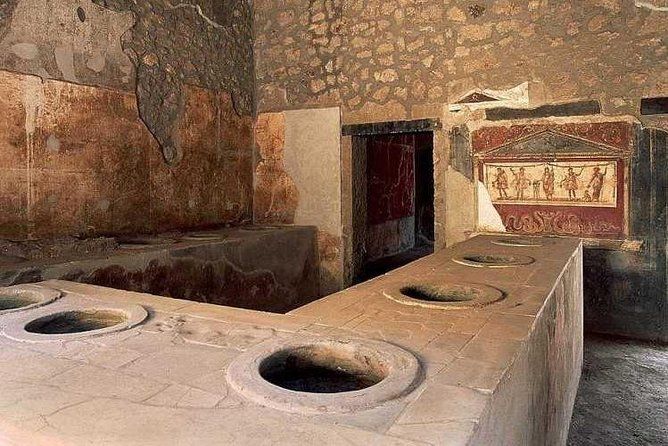 Pompeii at opening time tour