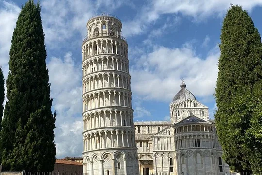 Tour privato di Pisa e wine tasting dal Porto di Livorno