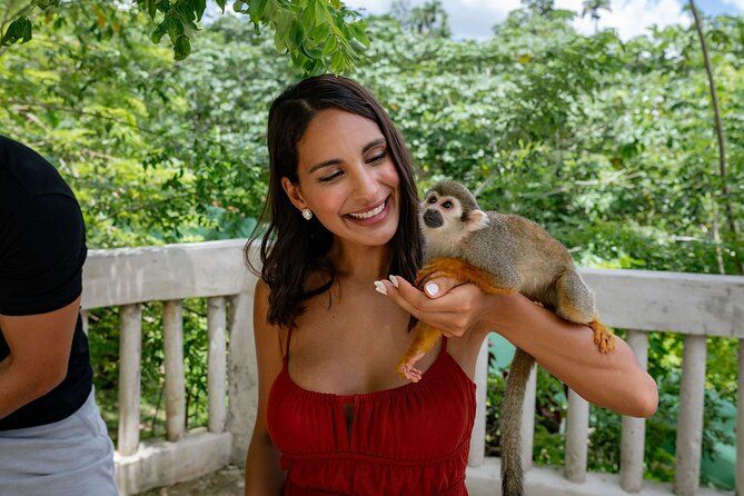 Monkeyland and Plantation in Punta cana