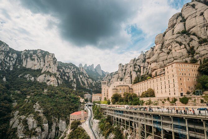 5-hour Montserrat tour: nature, history & art from Barcelona