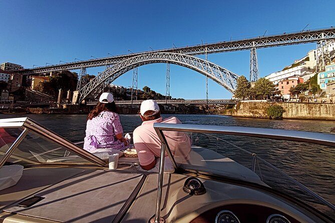 Boat Tour – 6 Bridges, Ribeira & Estuary – Sunset Option