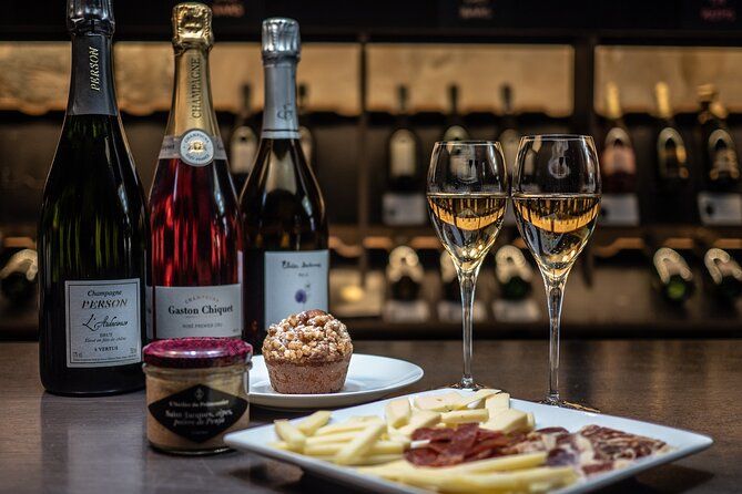 Bubbles and Bites: Perfect Champagne Pairing Formula