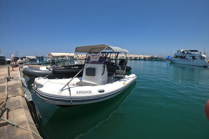 Private Blue Lagoon Boat Rental No Licence and Masks Included