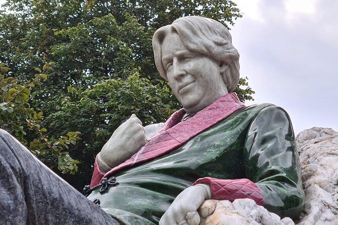 Oscar Wilde Dublin Walking Tour with Expert Local Guide