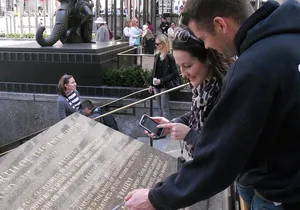 New York Midtown Scavenger Hunt Adventure