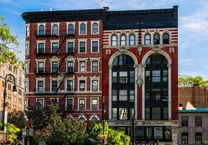 Immersive Murder Mystery in Manhattan - Scavenger Hunt Experience