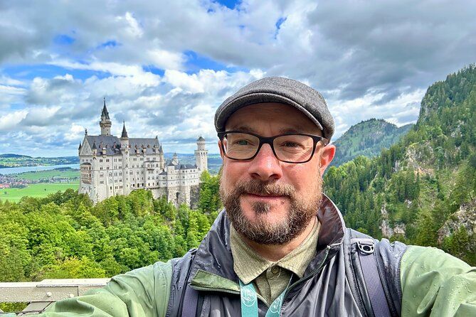 Private Neuschwanstein castle tour from Oberammergau village