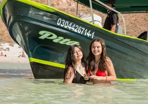 Isla Espíritu Santo La Paz Day Tour | Private transportation Cabo