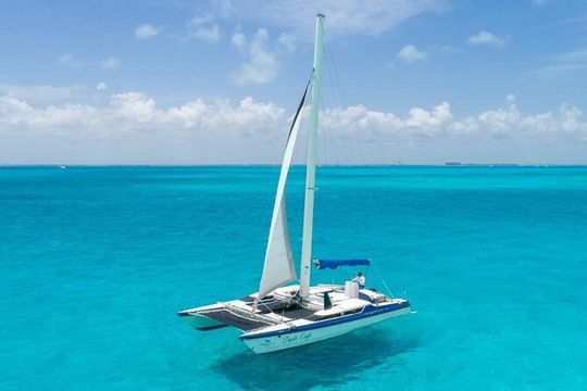 Premium Isla Mujeres Tour by Private Catamaran