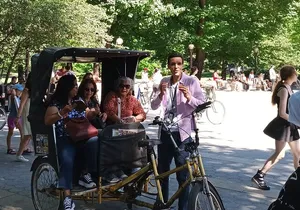 Guided Tour inside Central Park with Pedicab