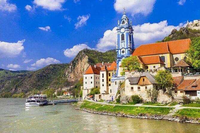 Vienna: Melk Abbey and Schonbrunn Palace Private Guided Tour