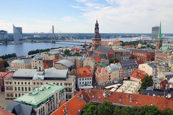 Riga Private Walking Tour with a Local