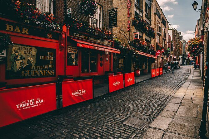Interactive Treasure Hunt of Dublin's Secrets