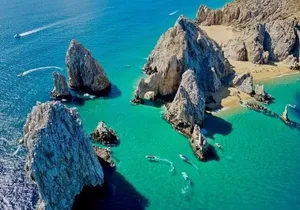 Private 3 Hour Snorkeling Tour with Arch Tour and Beach Time