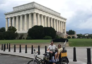 Essential Monuments & Memorials Tour