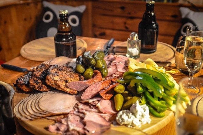 DAILY Warsaw Traditional Food Tasting & Guided Old Town Tour
