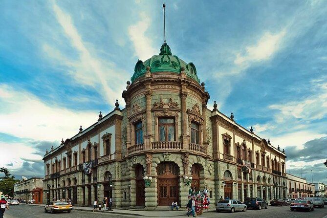 Oaxaca City tour - Santo Domingo museum & the colorful market