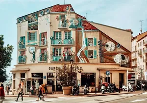 Cannes: Beyond The Red Carpet Walking Tour