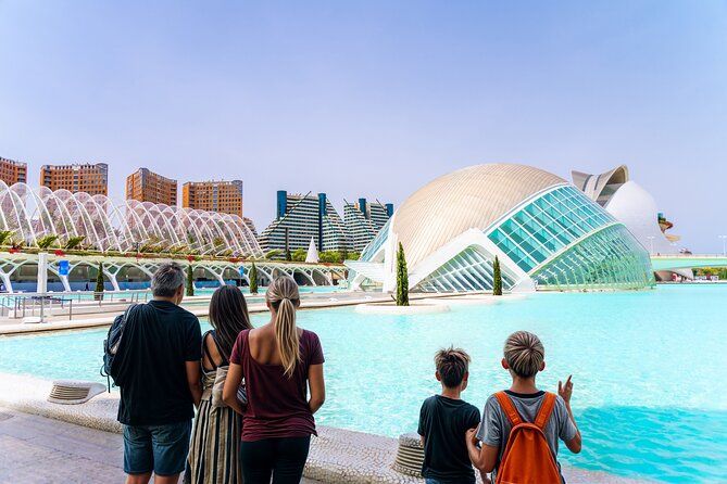 Valencia Highlights Private Tour: Markets, Museums & Paella