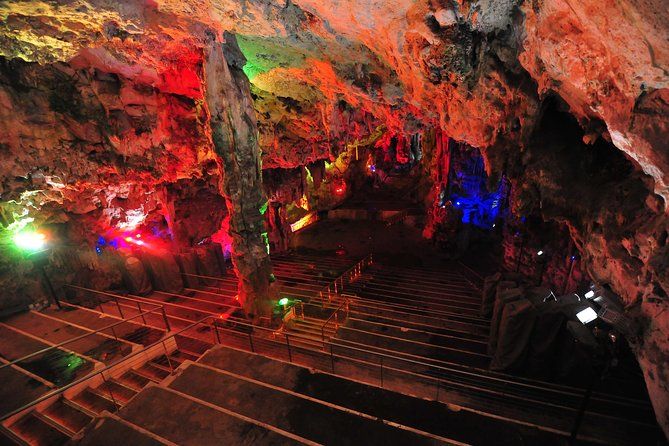 Gibraltar Inside Out 1.45hrs Tour 5 stops