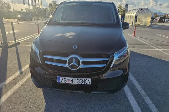 Transfer from Zagreb to Split with UNESCO Plitvice lakes stop