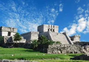 Private Half Day Tour to Tulum Temples and Downtown Shopping