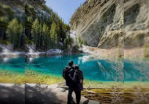 Grassi Lake and Grotto Canyon Small Group Half-Day Tour in Banff