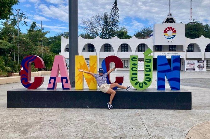 Cancun Walking Tour: Explore Top Sights & Hidden Gems