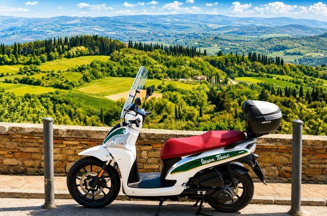 Chianti Scenic Drive with Wine Tastings & Tuscan Lunch