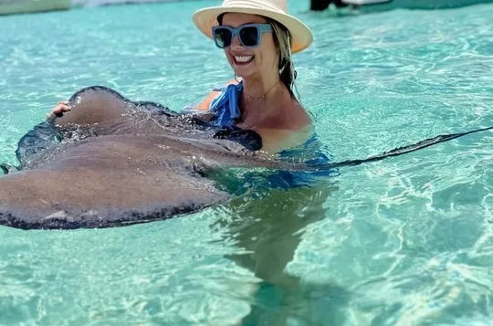Aquaholic Charters Private, Luxury, local Adventures Grand Cayman