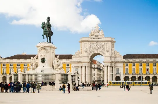 Lisbon: Half-Day City Tour & Belém Sites - Small Group