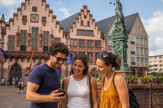 Frankfurt: Self-Guided Scavenger Hunt & Walking Tour