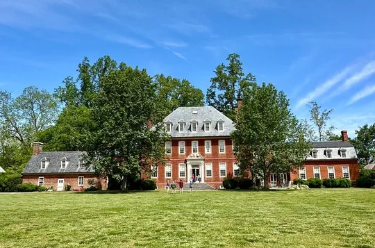 Presidents, Plantations & the James-Private Virginia History Tour
