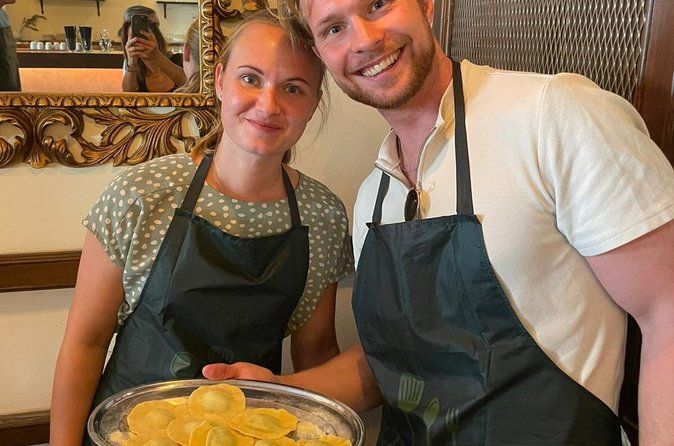 Palermo: Pasta and Tiramisu Small Group Cooking Class with Wine