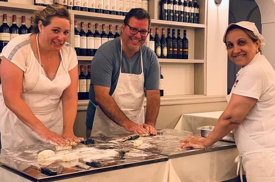 Bologna: Pasta and Tiramisu Small Group Cooking Class with Wine