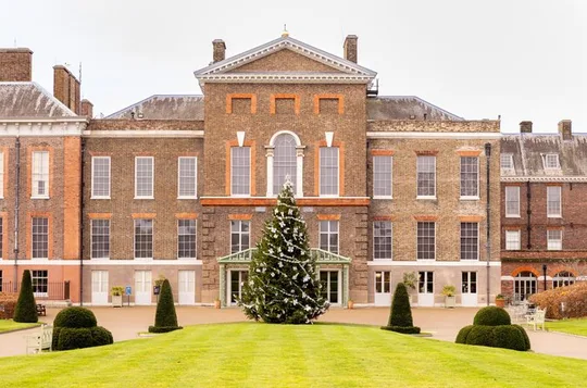 Christmas at Kensington Palace, Walk, High Tea & Palace Entry