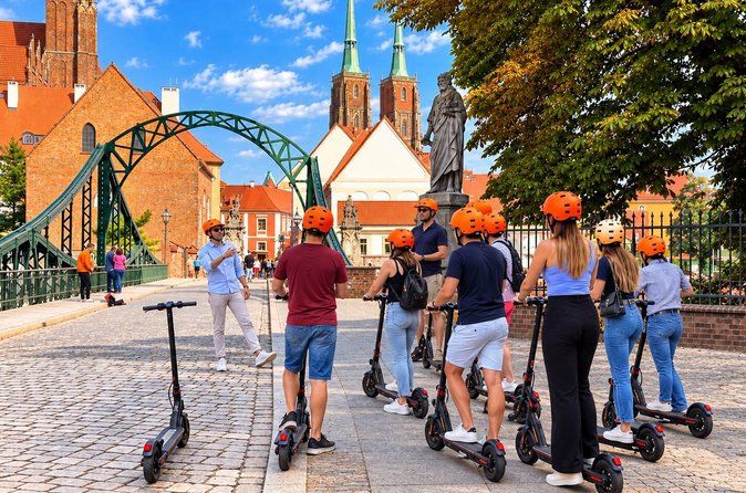 Wrocław E-Scooter Tour: Cathedral Islands Guided (1.5h or 3.5h)