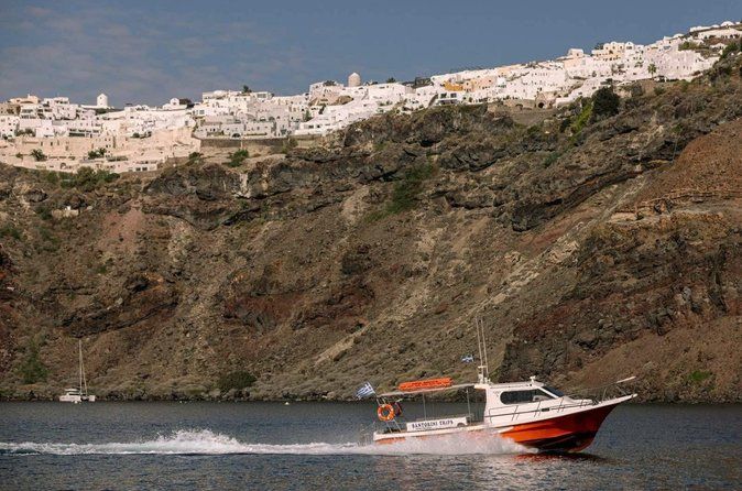 Santorini skip the CableCar by WaterTaxi n TOUR in native English